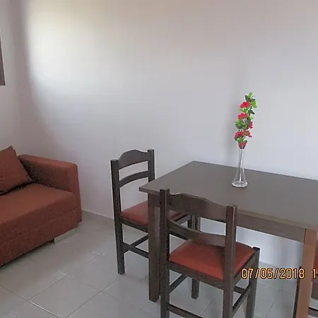 House Luxury 4*
