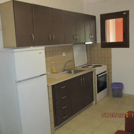 House Luxury 4* Gouviá