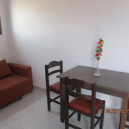 House Luxury Apart-hotel Gouviá