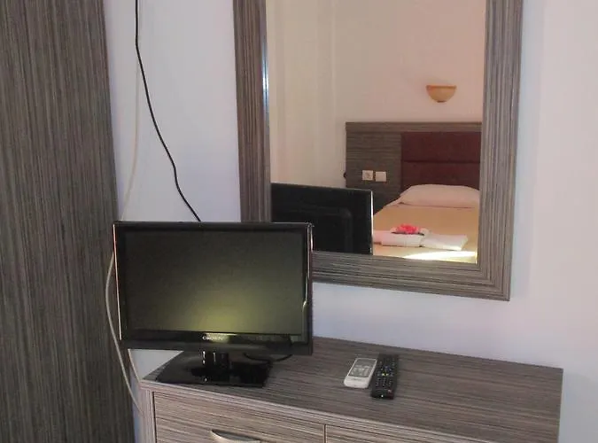 House Luxury 3*